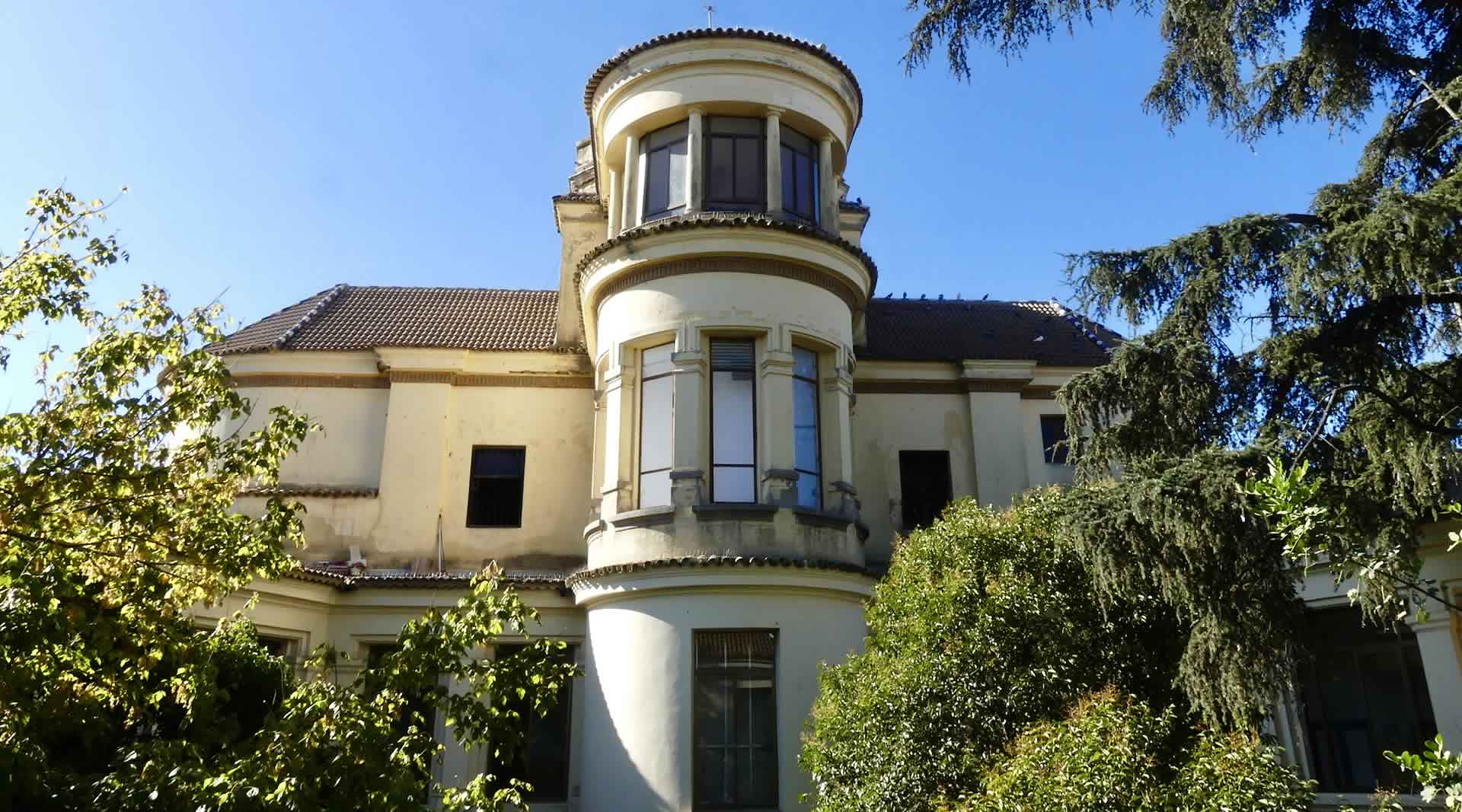 Edificio histórico del Instituto La Rábida de Huelva
